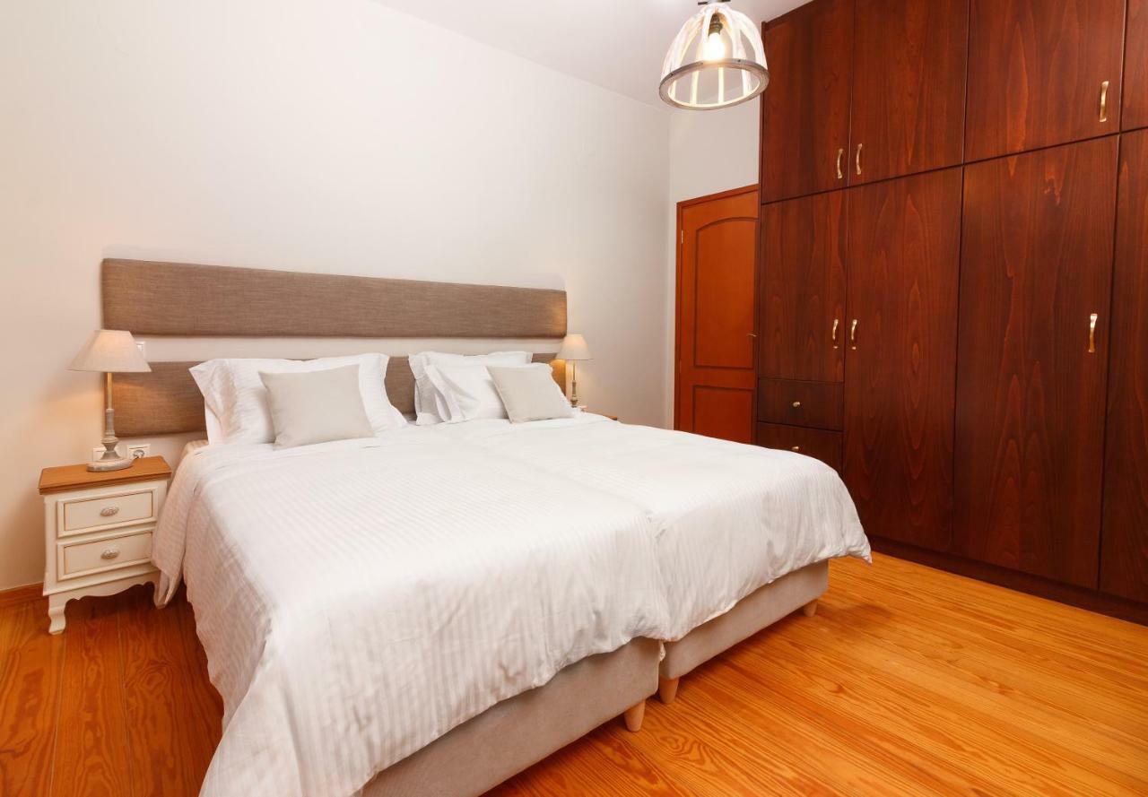 Charming And Comfy House Apartamento Agia Marina Exterior foto