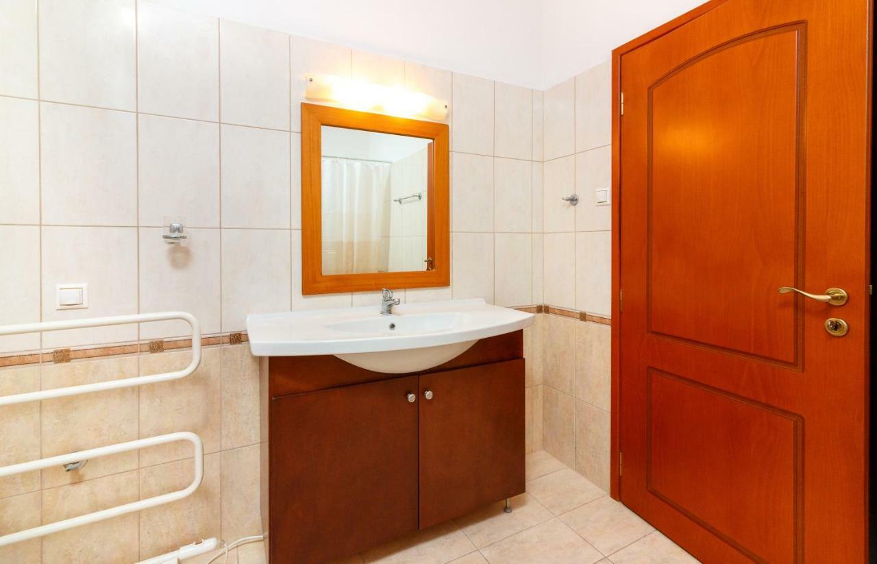 Charming And Comfy House Apartamento Agia Marina Exterior foto